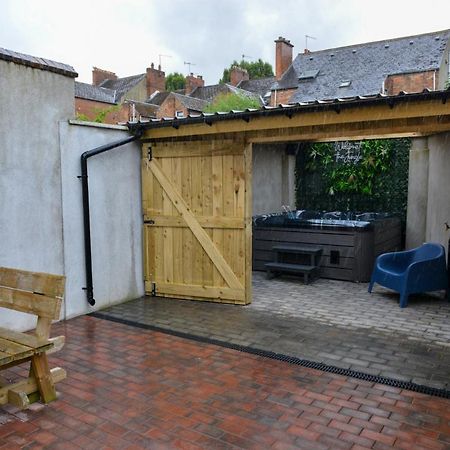Esterville Apartments 1 And 2 Bedrooms Hot Tub Availability Belfast Buitenkant foto