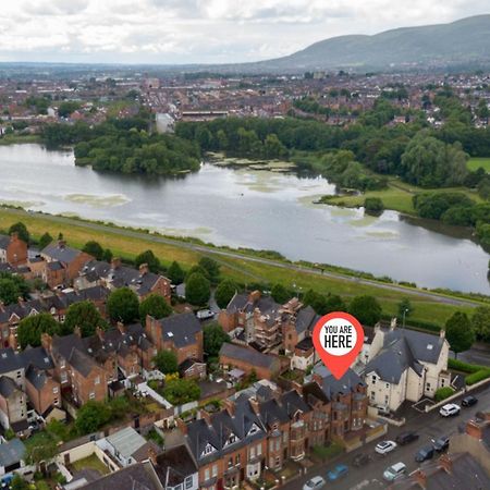 Esterville Apartments 1 And 2 Bedrooms Hot Tub Availability Belfast Buitenkant foto