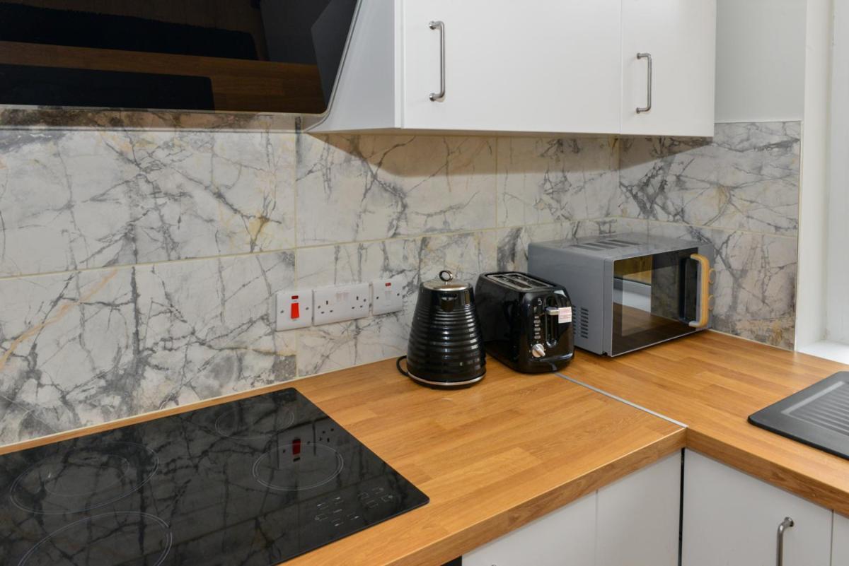 Esterville Apartments 1 And 2 Bedrooms Hot Tub Availability Belfast Buitenkant foto