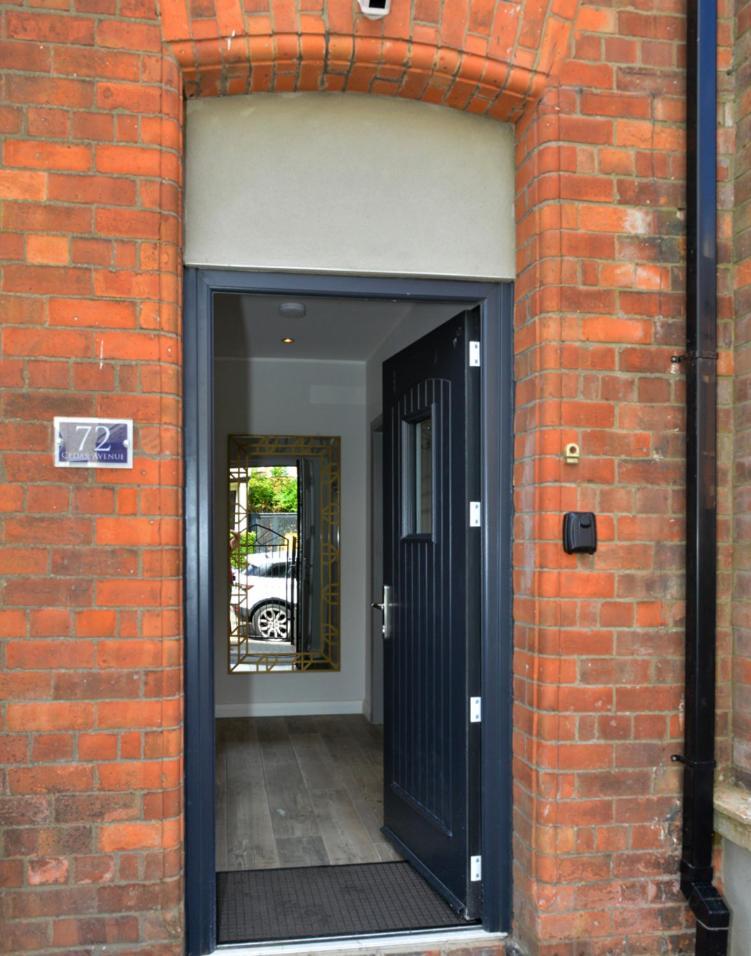 Esterville Apartments 1 And 2 Bedrooms Hot Tub Availability Belfast Buitenkant foto