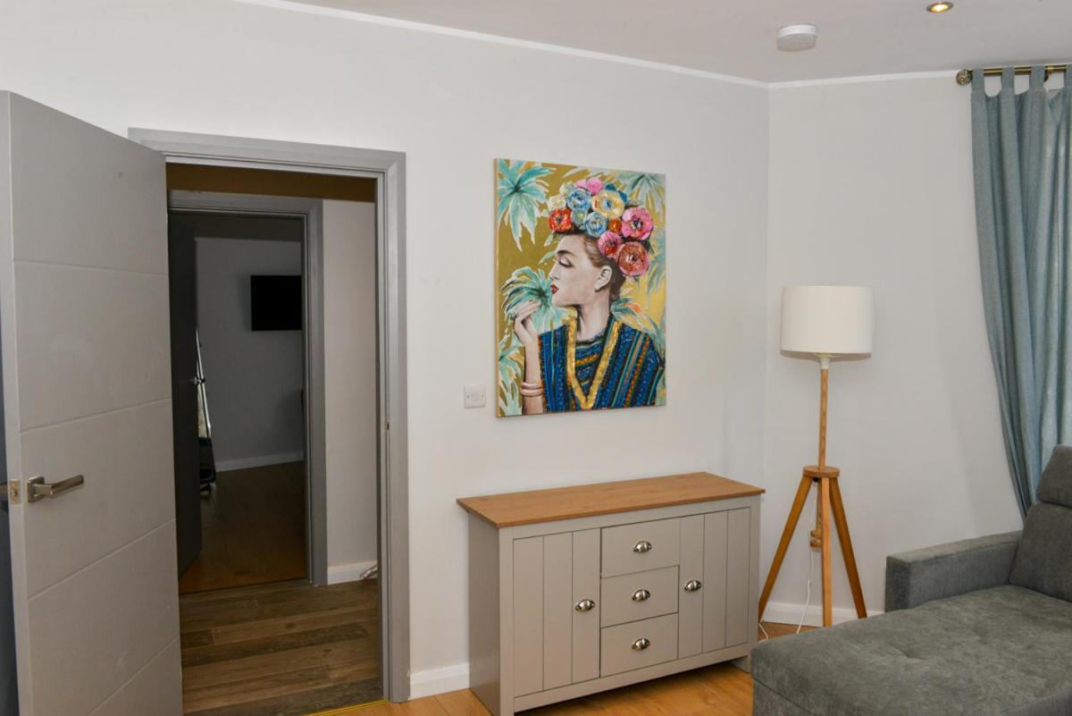 Esterville Apartments 1 And 2 Bedrooms Hot Tub Availability Belfast Buitenkant foto