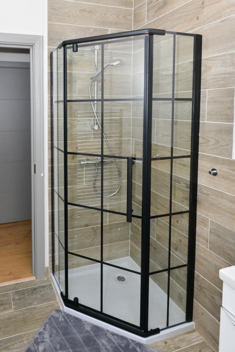 Esterville Apartments 1 And 2 Bedrooms Hot Tub Availability Belfast Buitenkant foto