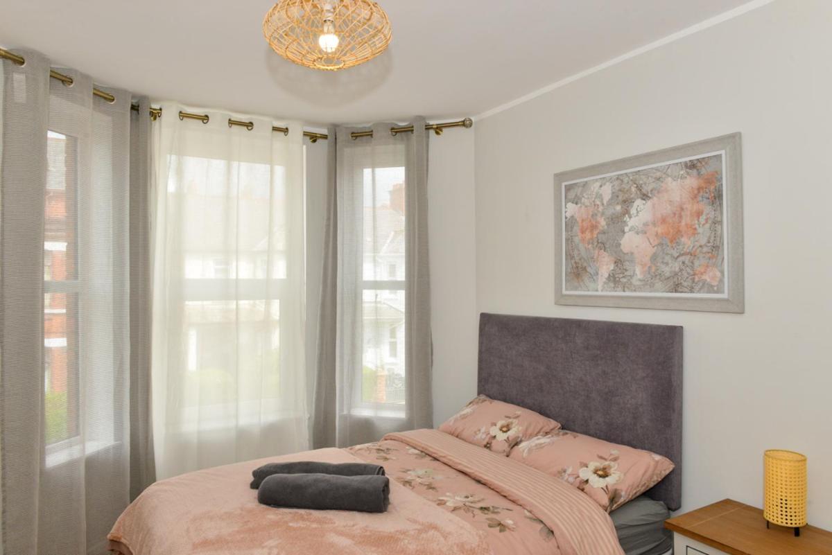 Esterville Apartments 1 And 2 Bedrooms Hot Tub Availability Belfast Buitenkant foto